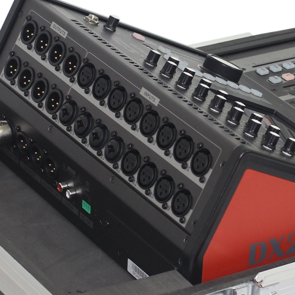 מיקסר דיגיטלי 20 ערוצים עם מסך מגע 7" SoundKing DX20